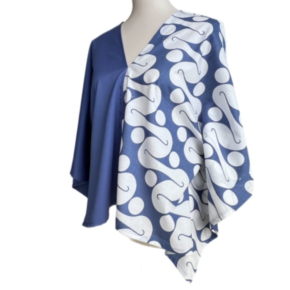 0117/ Petite Style Top . Blue White Batik Pattern Cropped Kaftan - Picture 5 of 8
